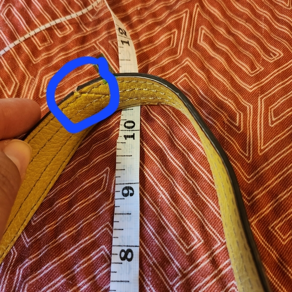 **TIGNANELLO** yellow leather shoulder bag with built-in wallet. - Picture 14 of 14